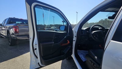 2026 Nissan Frontier PRO-4X w/R Package