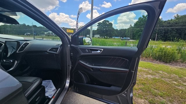 2021 Ford Edge Sport