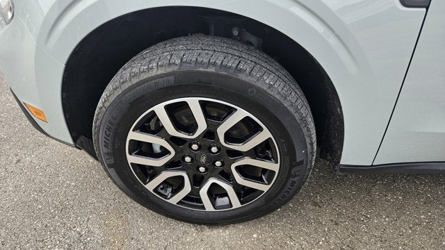 2023 Ford Maverick BASE