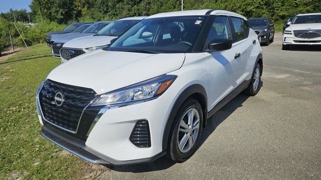 2023 Nissan Kicks S
