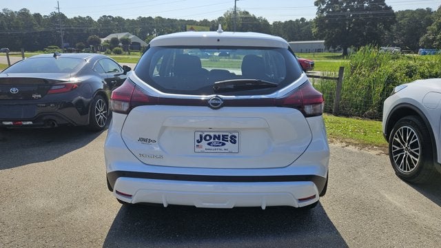 2023 Nissan Kicks S