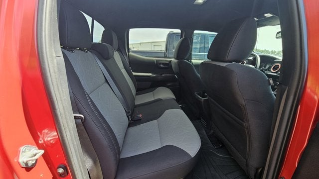 2022 Toyota Tacoma 2WD SR