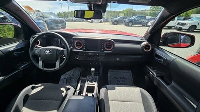 2022 Toyota Tacoma 2WD SR