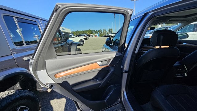 2022 Audi Q5 S line Premium