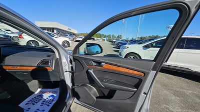 2022 Audi Q5 S line Premium