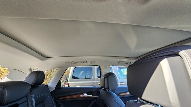 2022 Audi Q5 S line Premium